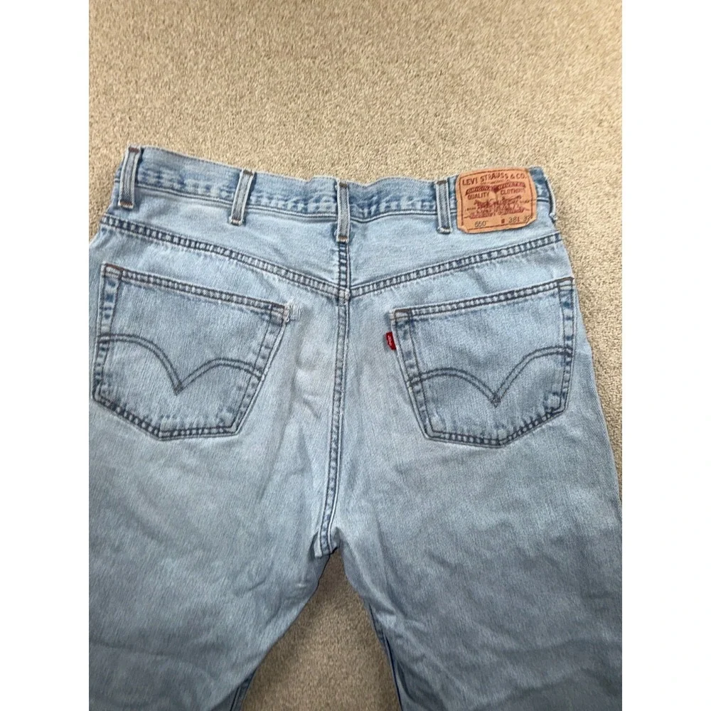 Levi's 550 Jeans Mens 38x32 Blue‎ Denim Cotton Mid Rise Relaxed Fit Straight Leg